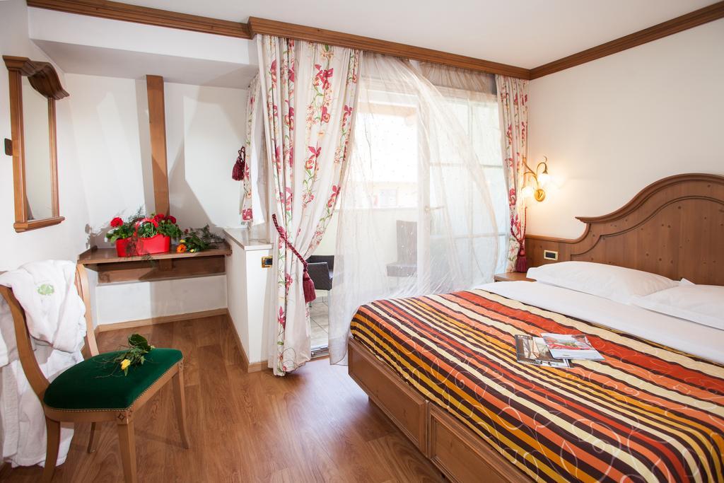 Hotel Comfort Erica Dolomiti Val D'Adige Salorno Zewnętrze zdjęcie